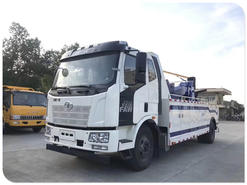 解放25吨重型清障车