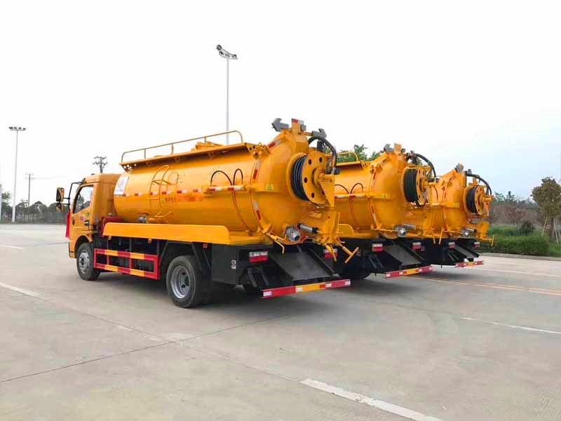 国六  东风大多利卡清洗吸污车（10方）