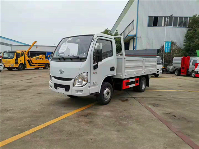 国六跃进桶装垃圾运输车图片